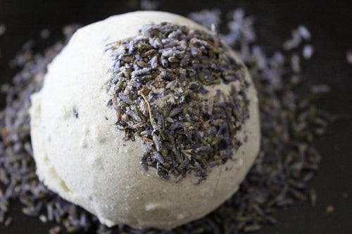 Organic lavender bath bomb